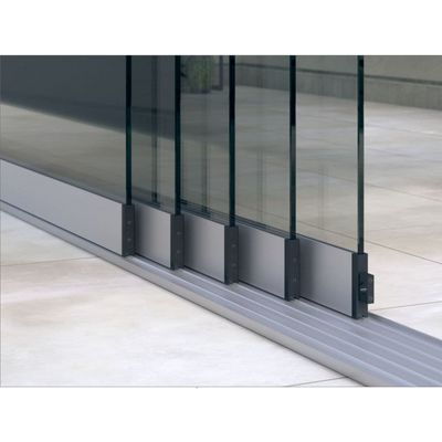 Glasschiebewand (5-spurig) mit 8 mm Sicherheitsglas